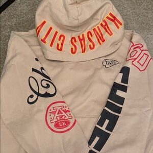 Kansas City Chiefs Hoodie - The Wild Collective